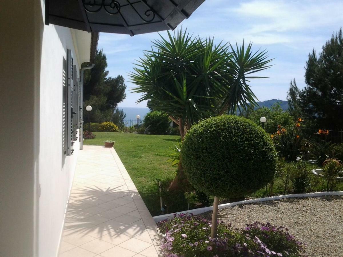 Villa Shambhala San Bartolomeo Al Mare Eksteriør billede